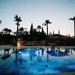 Tropicana - Sardaigne Рокбрюн-сюр-Аржан